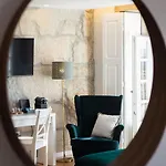Virtudes Lofts 4* Oporto