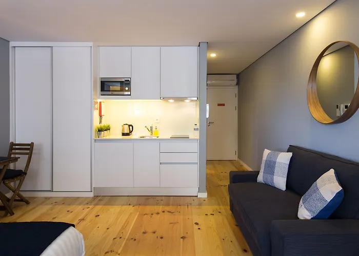 Virtudes Lofts Hotel Porto